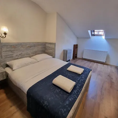 Element Garden Aparthotel 2*