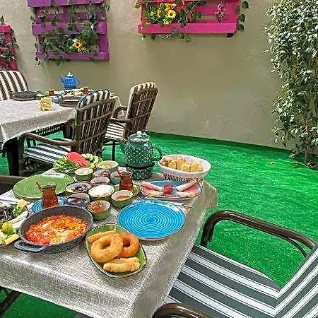 Element Garden Aparthotel 4*
