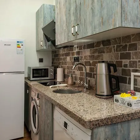 Element Garden 4* Стамбул