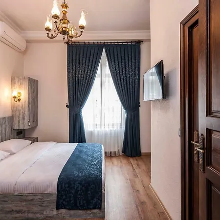 Element Garden מלון דירות 4*