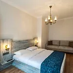 Element Garden Aparthotel 4*